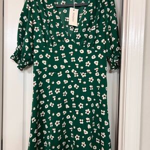 RIHOAS Emerald Dress with Cream Floral Design